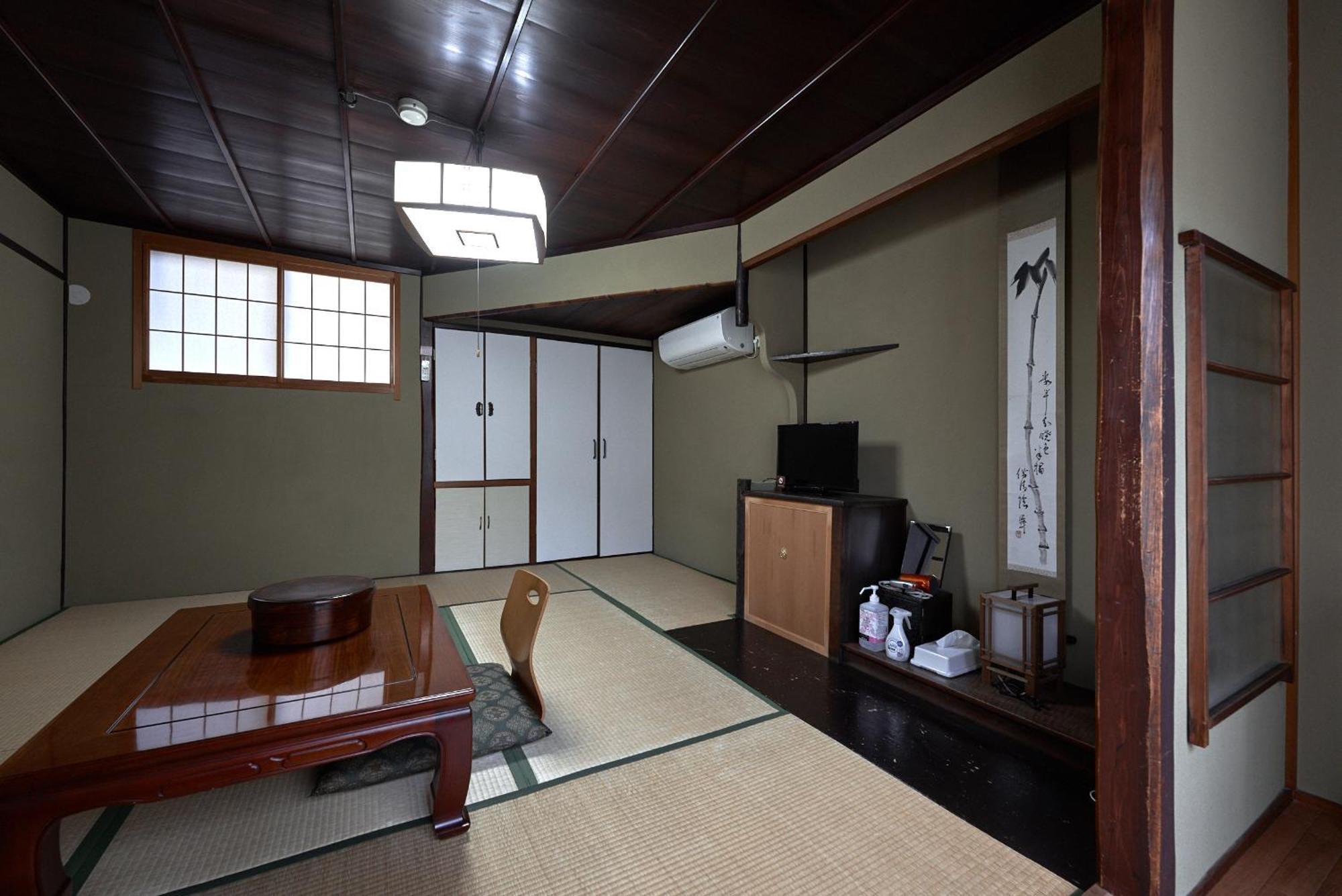 Ryokan Yamamuro Kanazawa Bilik gambar