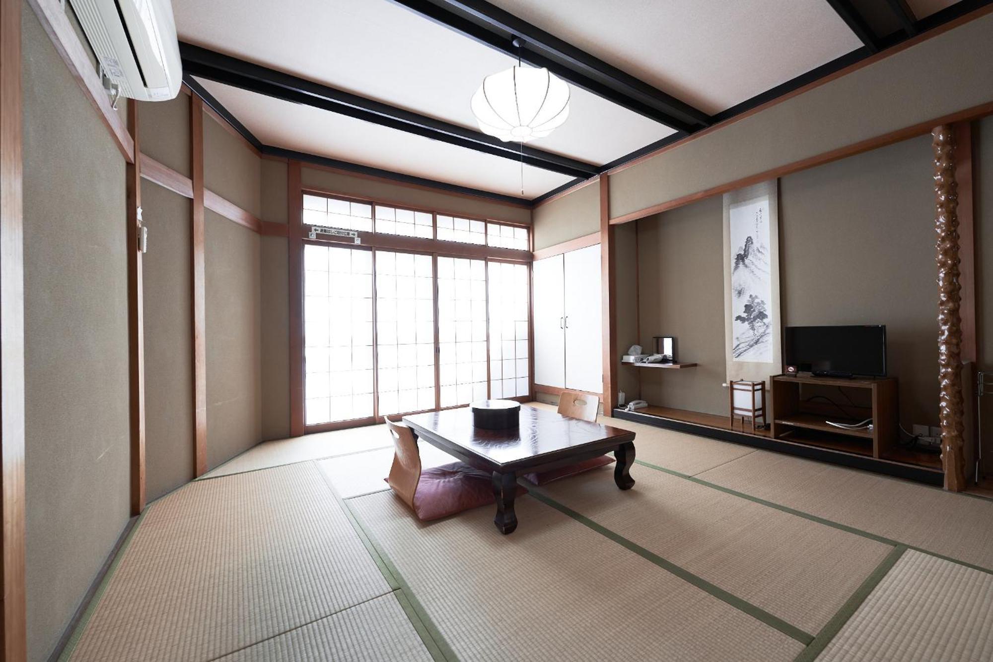 Ryokan Yamamuro Kanazawa Bilik gambar